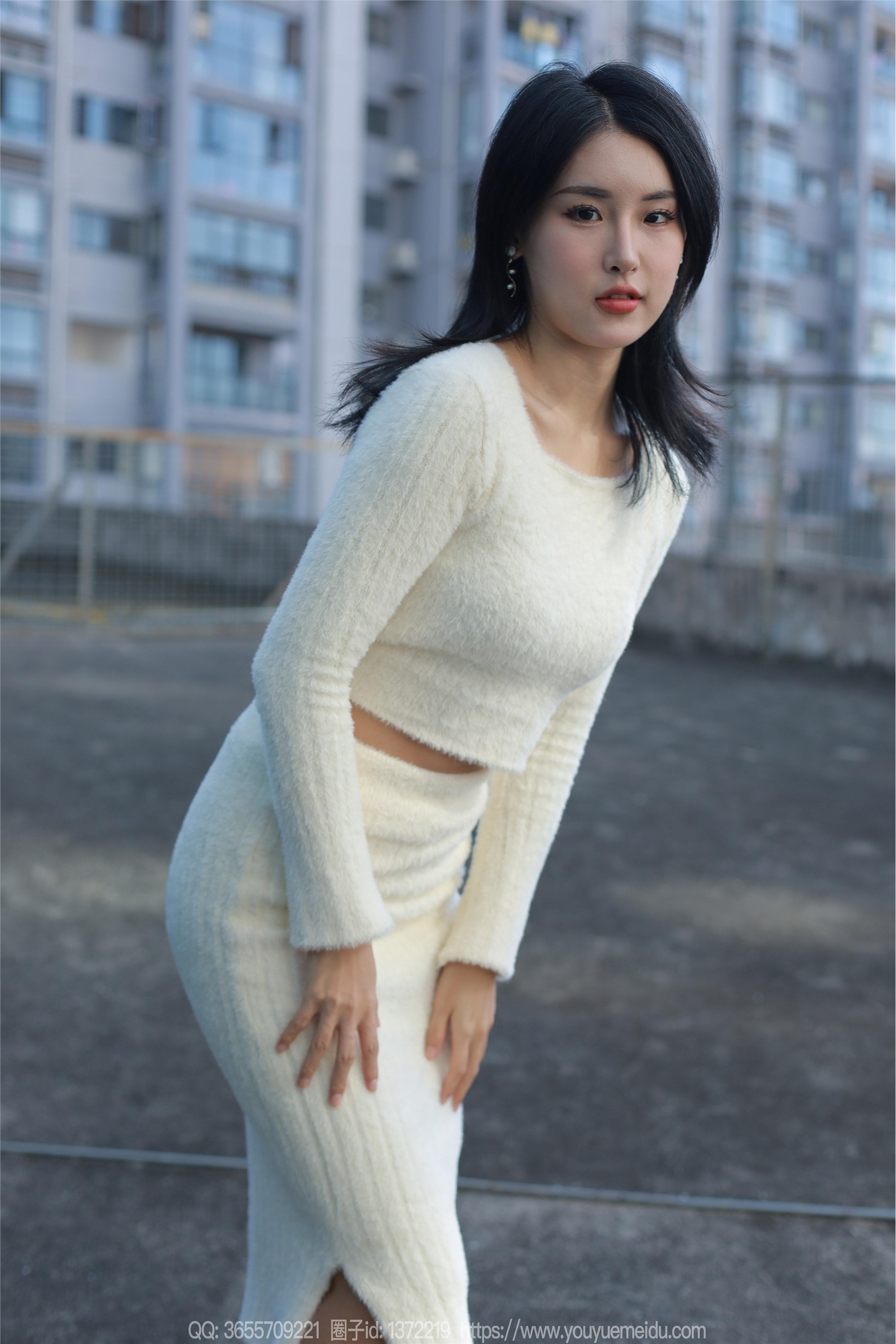 IESS异思趣向  2023.12.13 丝享家 1610 小宝《雪白的毛衣》